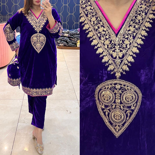 Article 1104 – Pure Velvet Potli Cordset with Premium Embroidery | Sizes 40–46