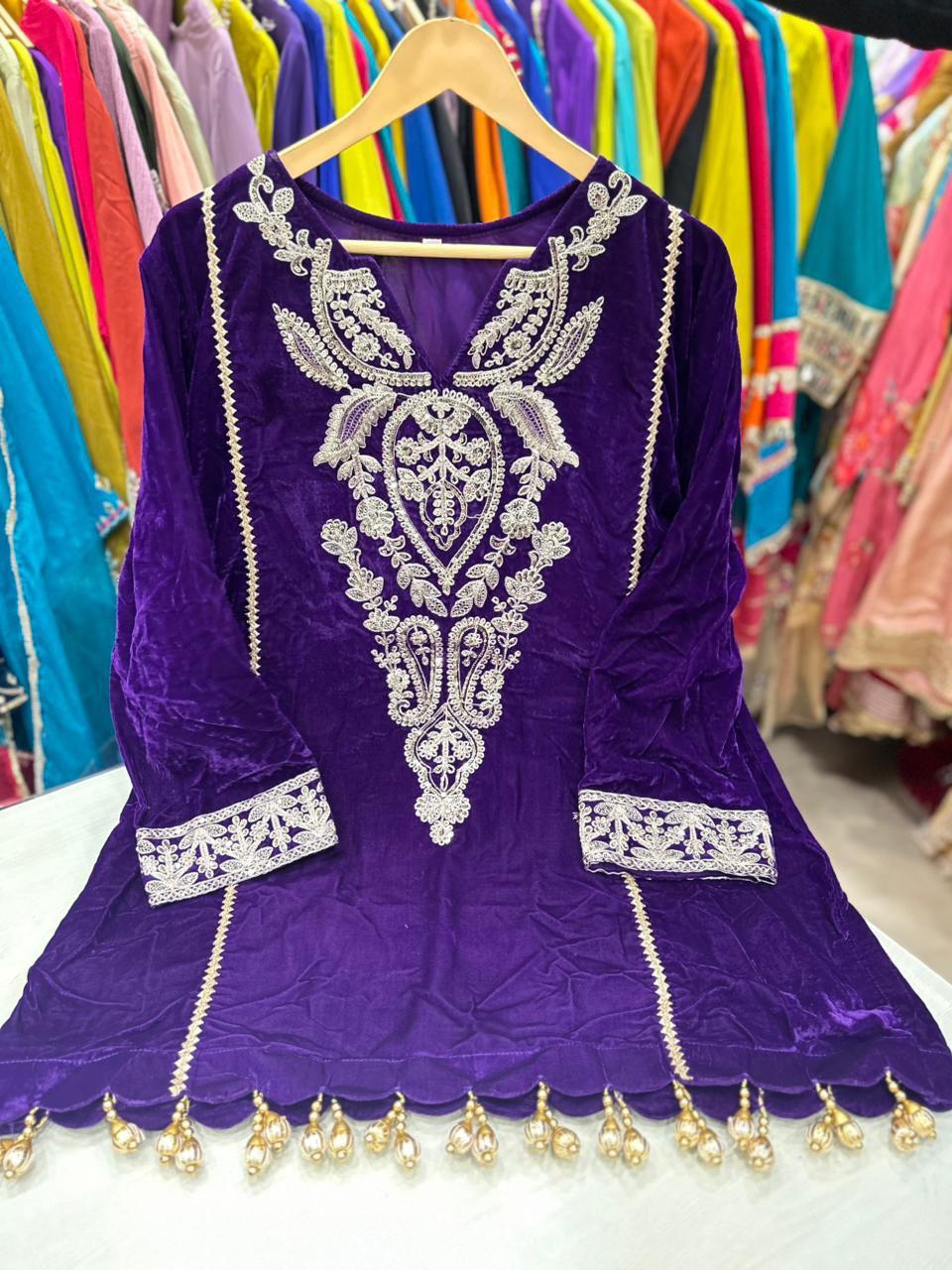 Article 1059 – Premium Pure Velvet Embroidered Cordset | Sizes 40–46