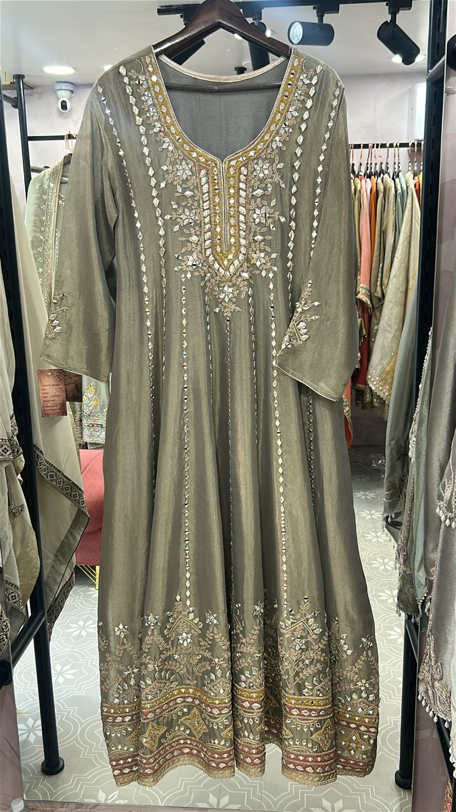 2182 Anarkali