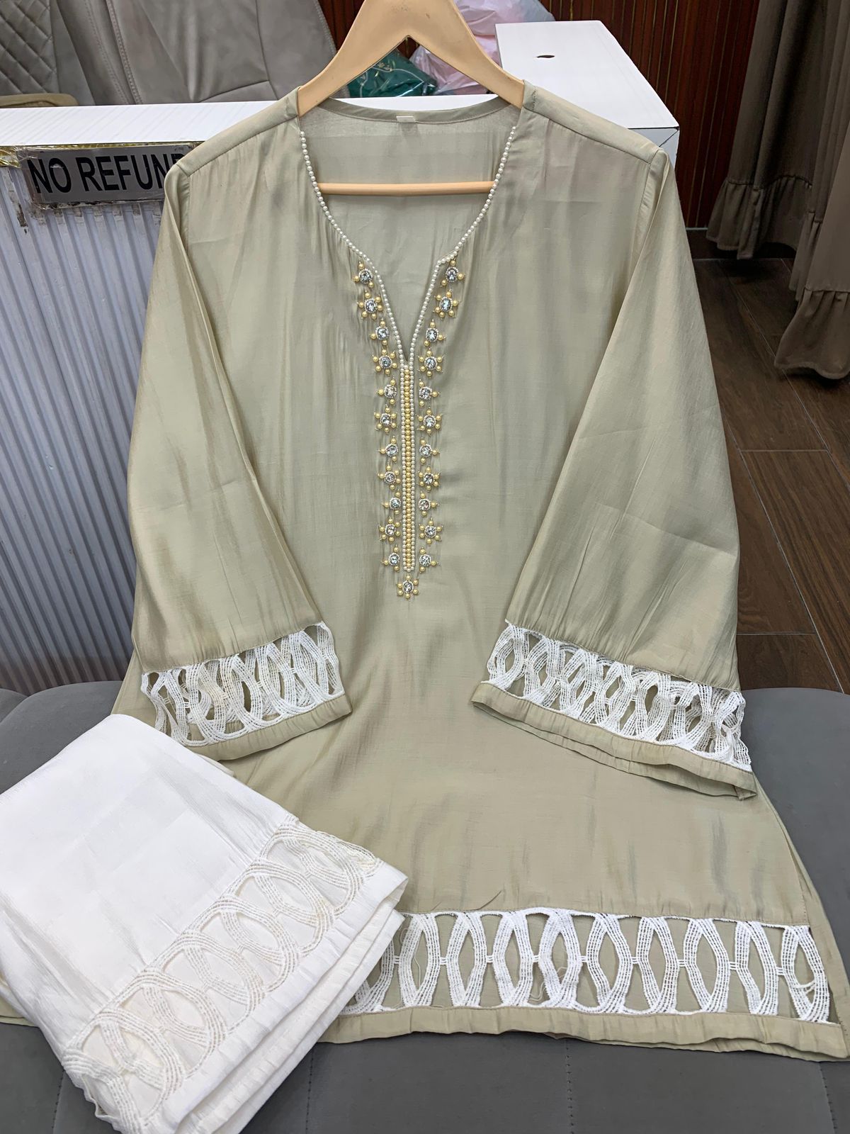 Article 1738 – Cotton Silk Co-ord Set with Designer Crochet Lace, Bell Bottom Pants & Handwork | Sizes 40–46