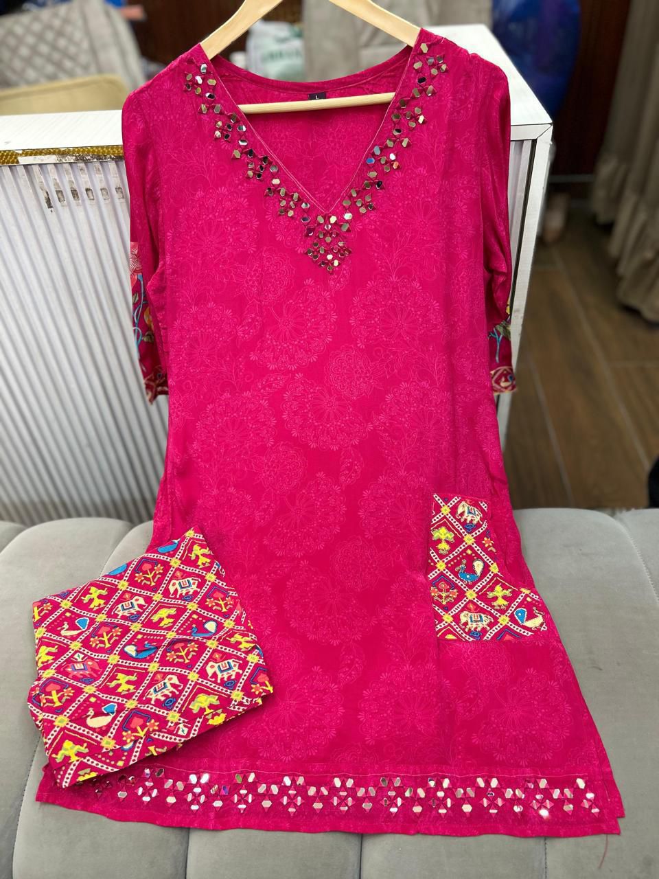 Article 1900 – Pure Viscose Crepe Shirt & Pant Set