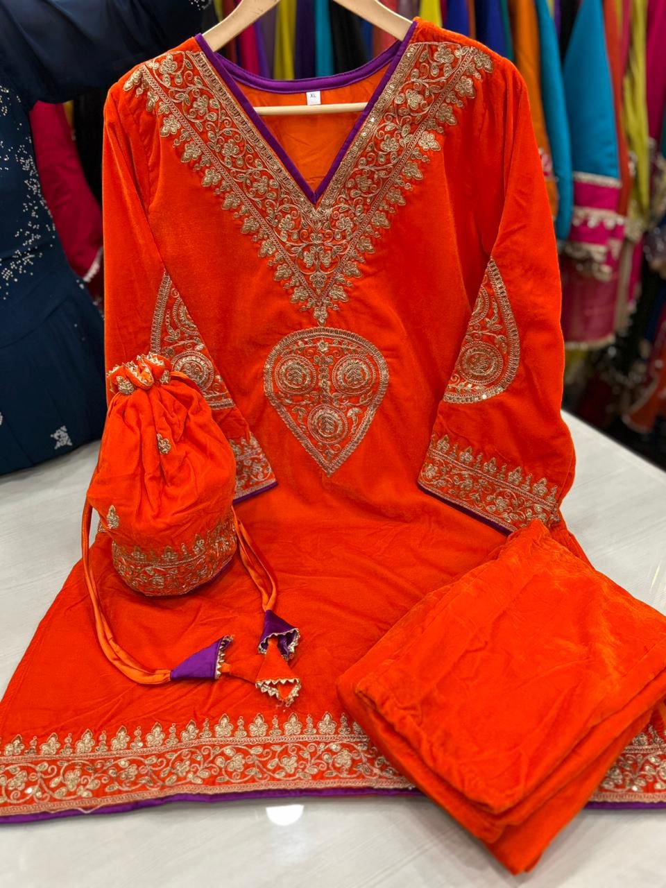 Article 1104 – Pure Velvet Potli Cordset with Premium Embroidery | Sizes 40–46