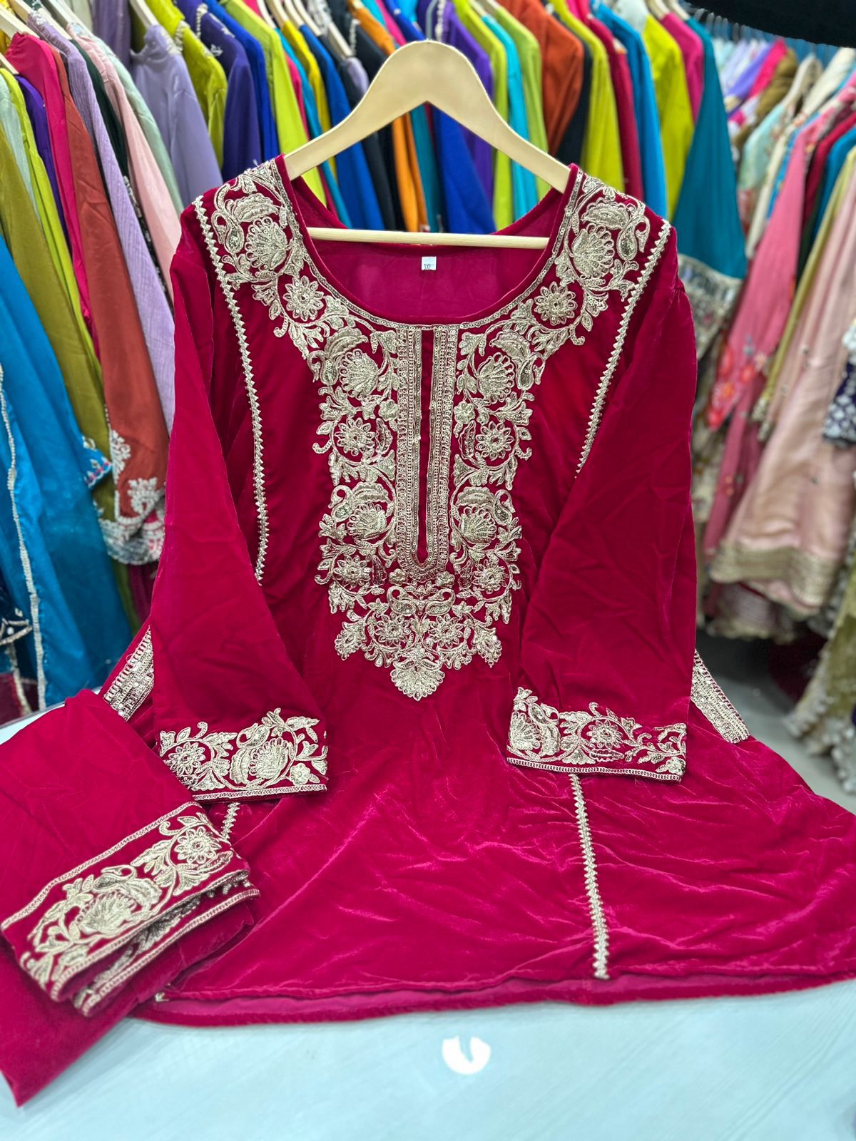 Article 1109 – Pure Velvet Potli Cordset with Premium Embroidery | Sizes 40–46