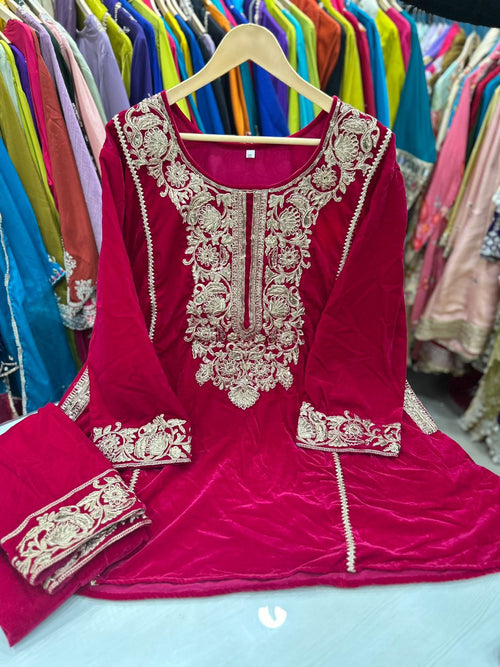 Article 1109 – Pure Velvet Potli Cordset with Premium Embroidery | Sizes 40–46