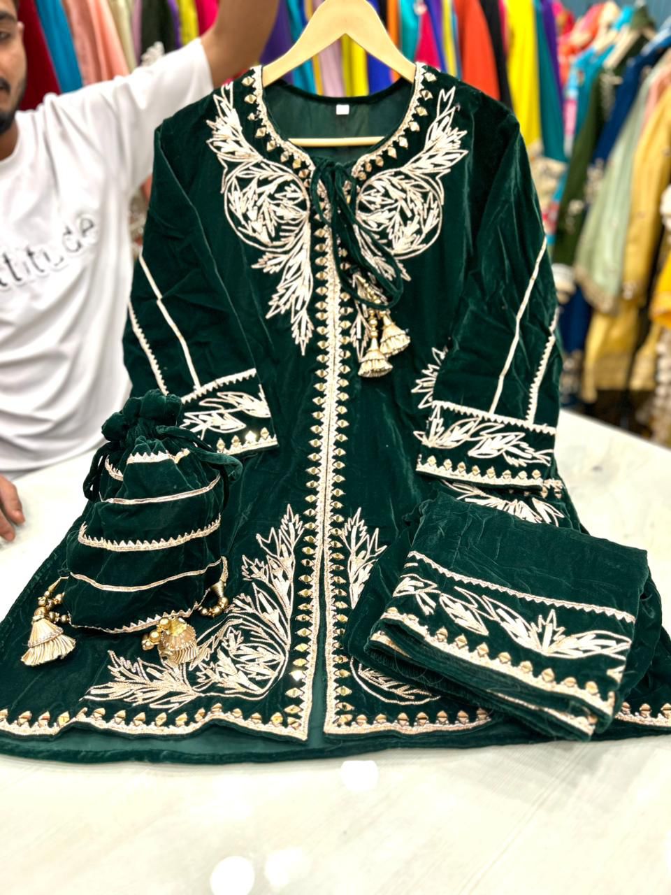 Article 1149 – Pure Velvet Potli Cordset with GotaPatti Work | Premium Velvet Suit Set