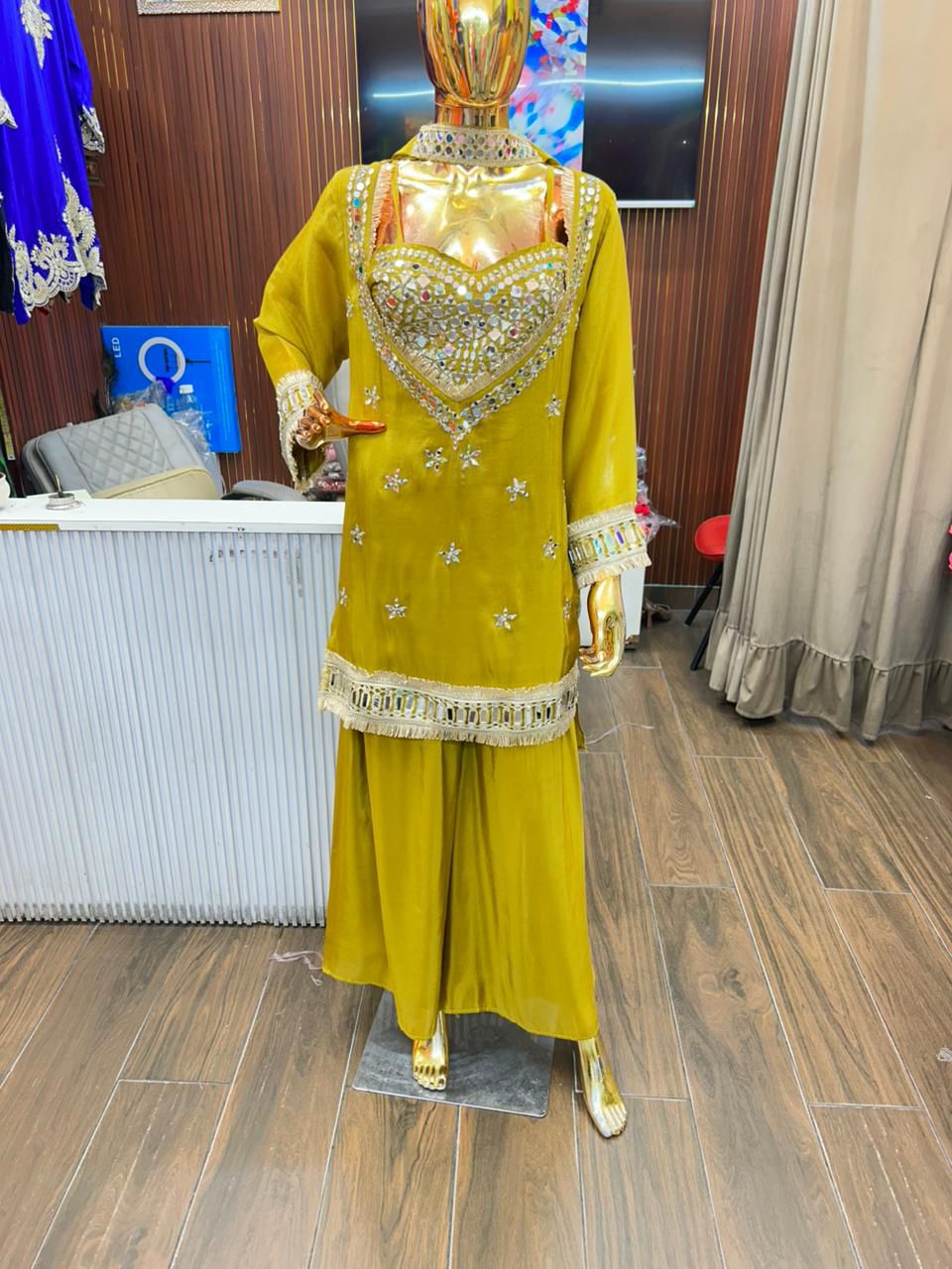 Article 1768 – Pure Glass Tissue Bustier Sharara Cordset with Choker Dupatta & Mirror Work