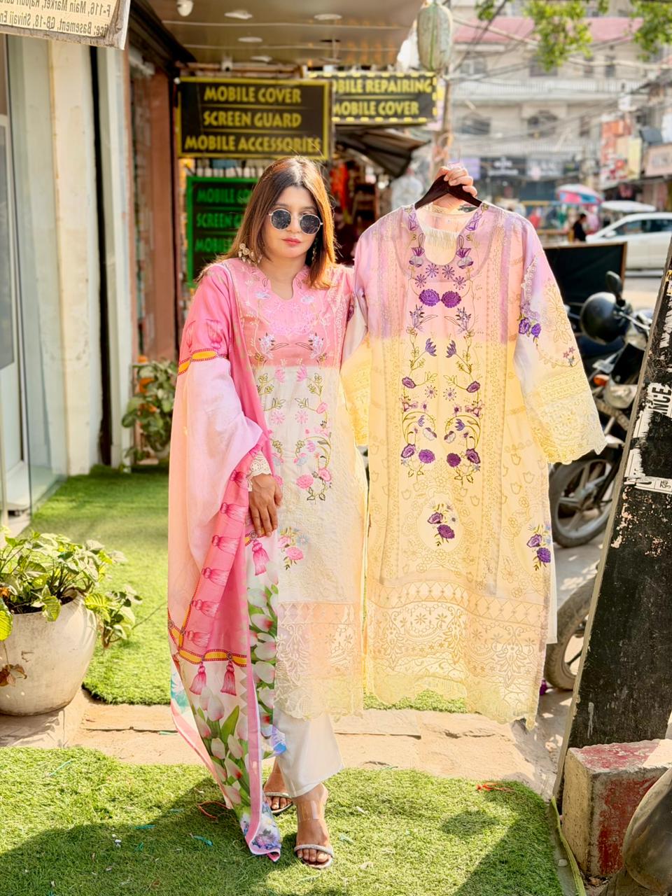 Elegant Pure Cotton Pakistani Suit Online – Designer Dupatta & Beautiful Embroidery