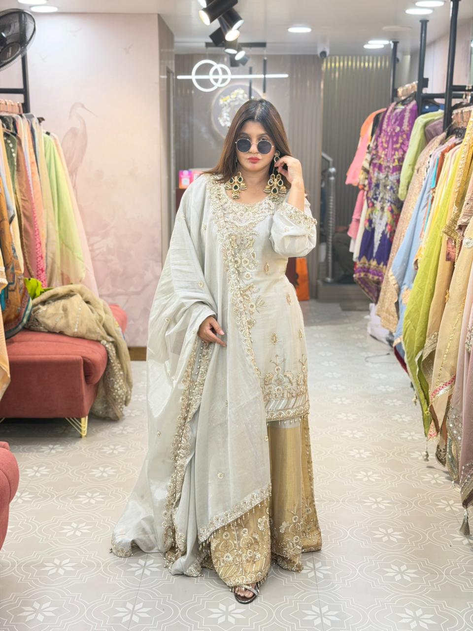 Shimmer 3piece suit with complete hand work