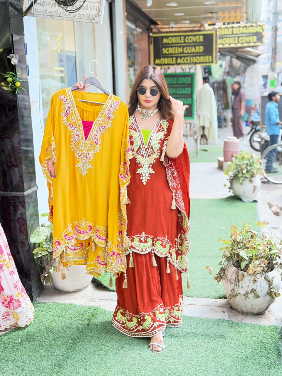 Article 1734 – Pure Crepe Short Kaftan With Sharara