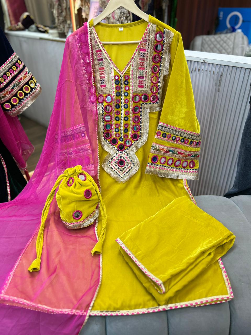 Article 1949 – Premium Velvet Choga Set with Real Mirror Work & Matching Potli | Sizes 38–46