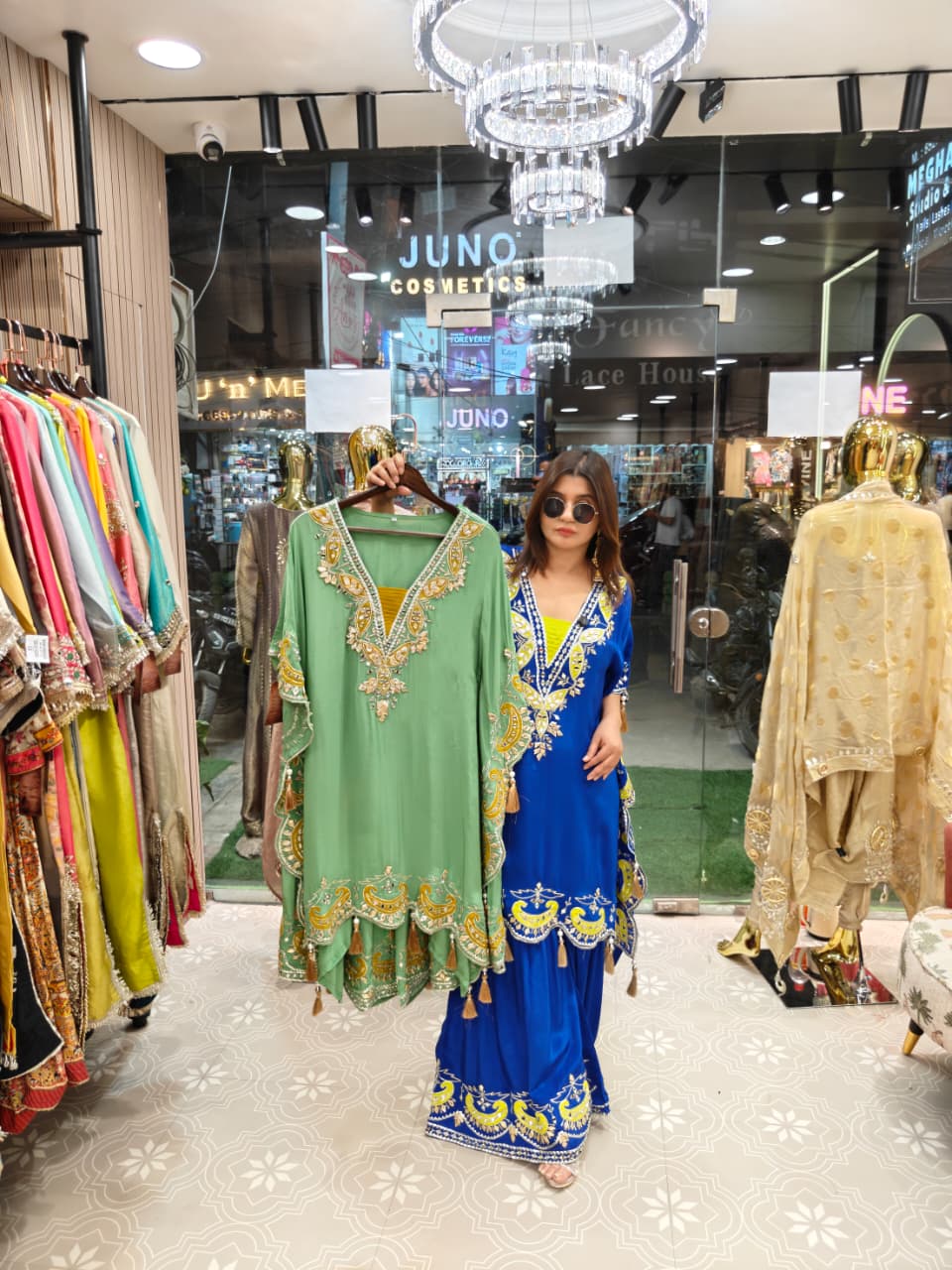 Article 1734 – Pure Crepe Short Kaftan With Sharara