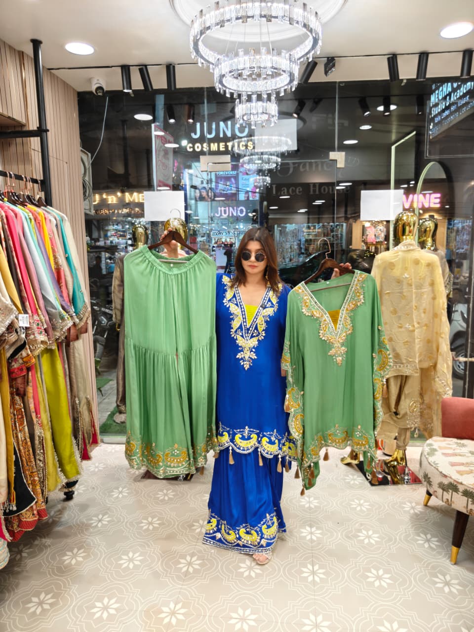 Article 1734 – Pure Crepe Short Kaftan With Sharara