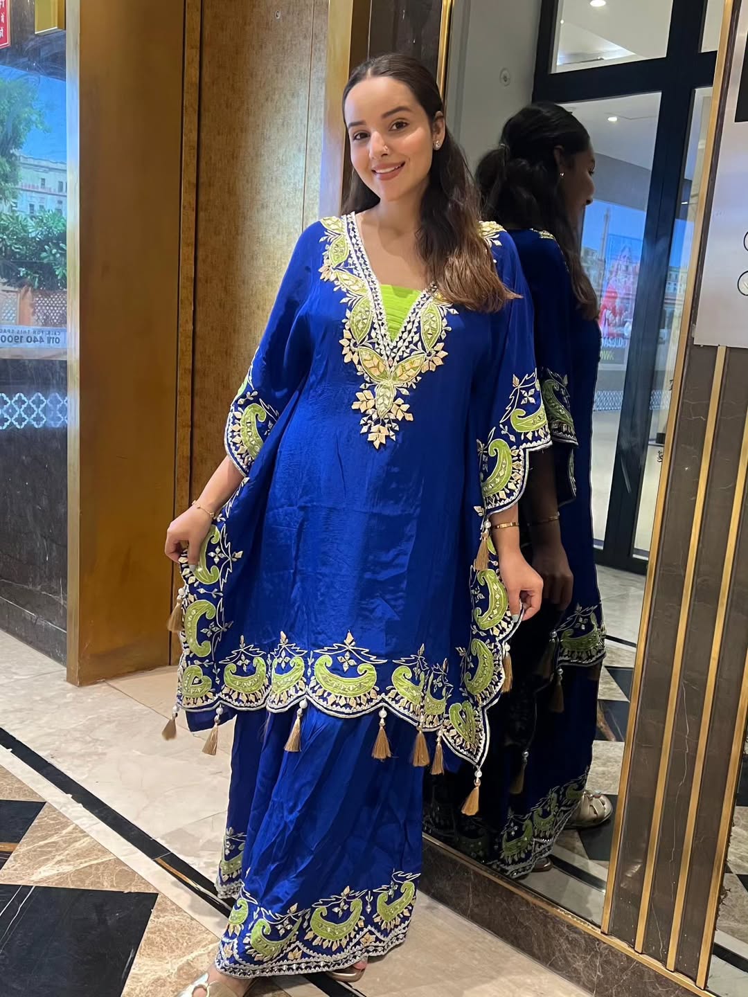 Article 1734 – Pure Crepe Short Kaftan With Sharara