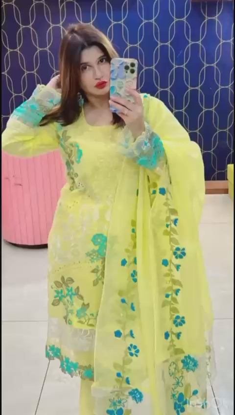 Buy Elegant Pure Cotton Pakistani Suit Online – Designer Dupatta & Beautiful Embroidery | Sizes 40-46