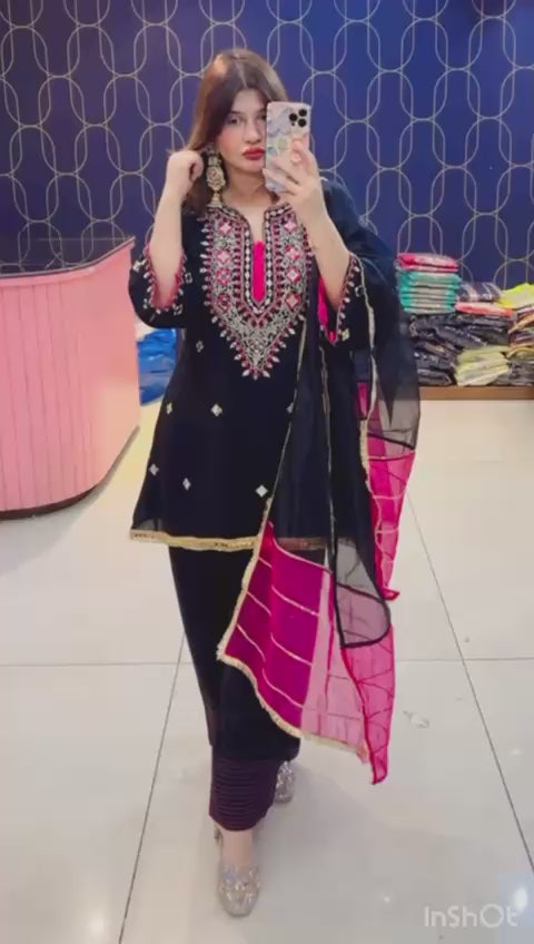 Article 1911 – Pure Crepe Farshi Salwar Suit With Two-Tone Organza Dupatta & Mirror Work
