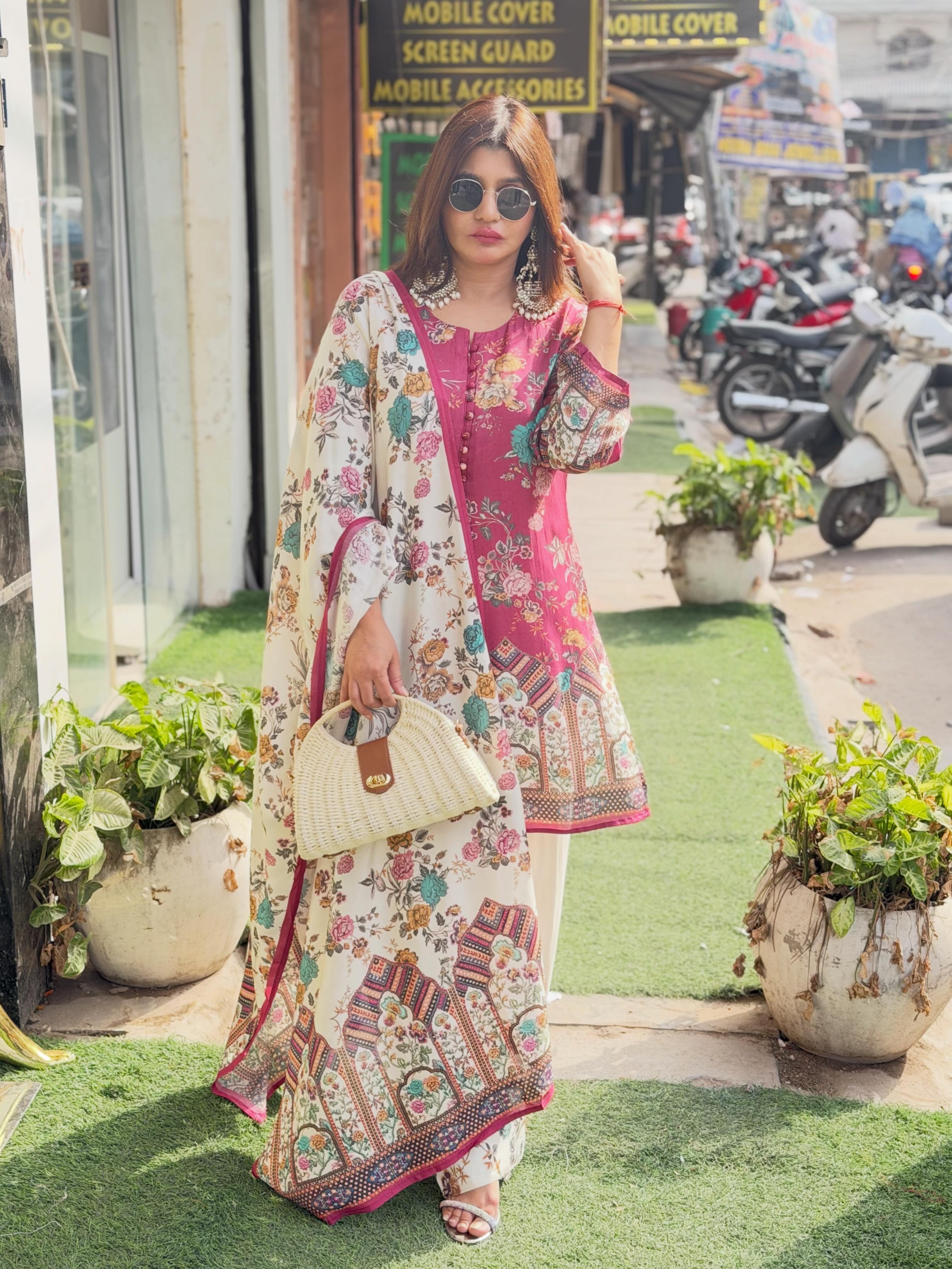 Pure Pakistani printed Muslin Suit with Dupatta , Elegant Ethnic Wear