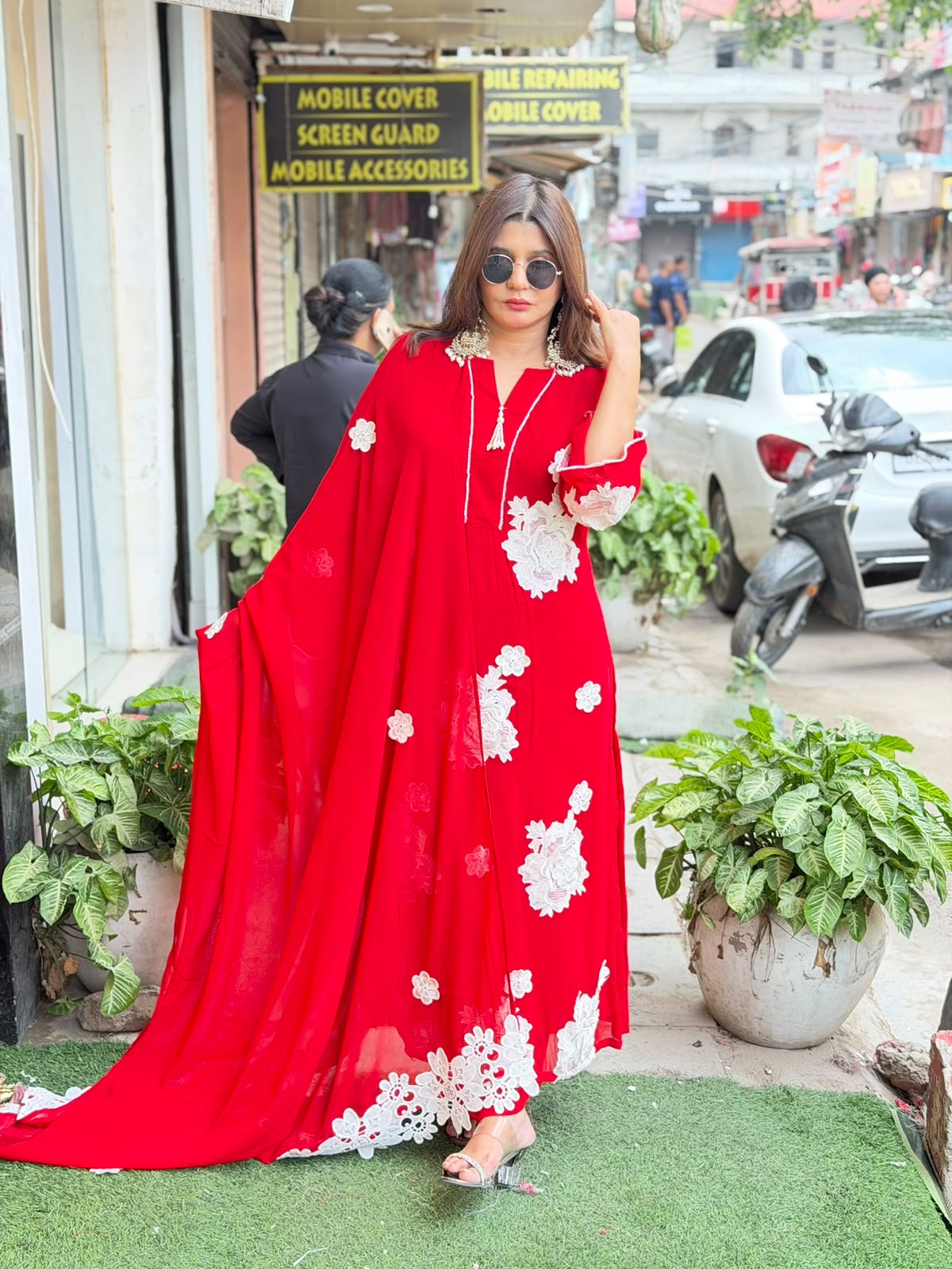 Elegant Pure Georgette Pakistani Suit with beautiful duapatta
