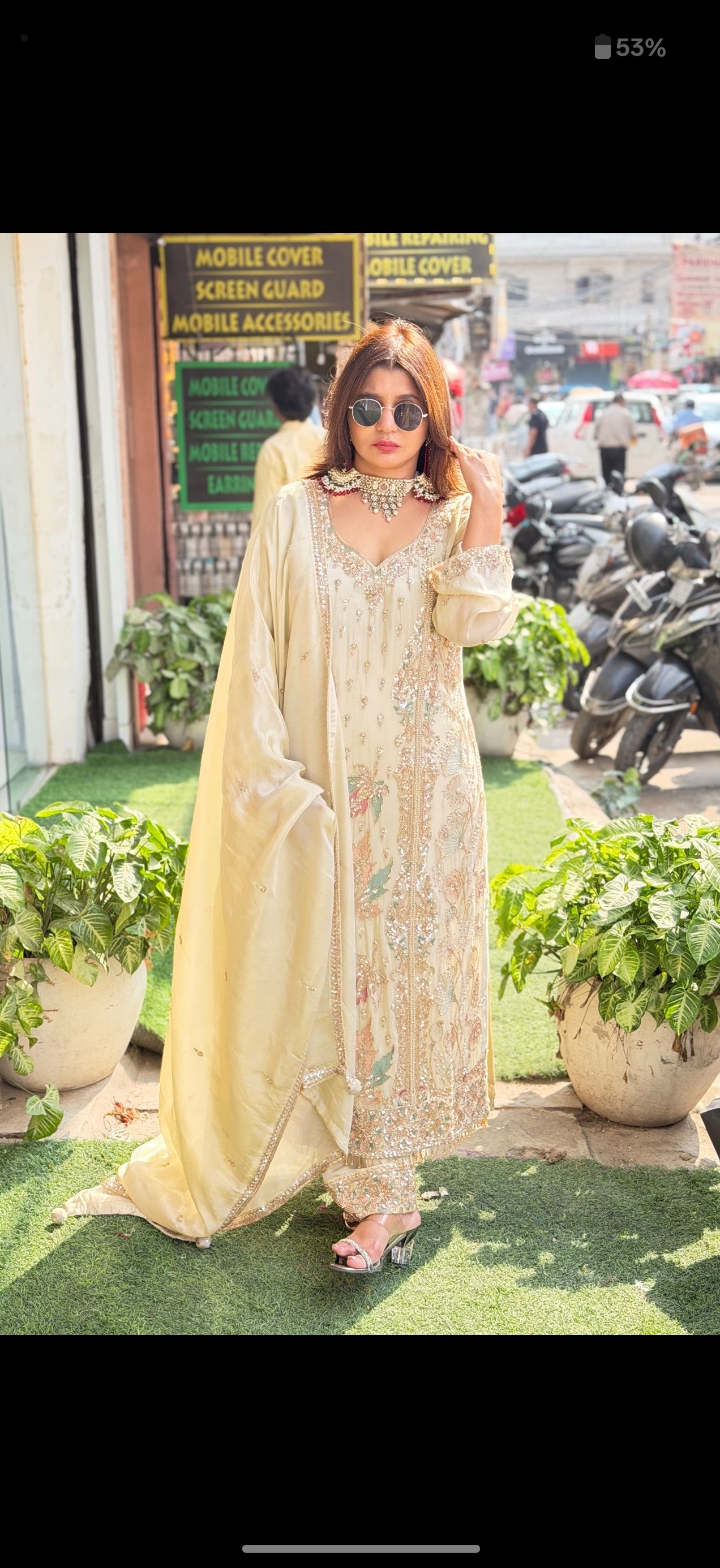 Pure Pakistani suit with original beats work