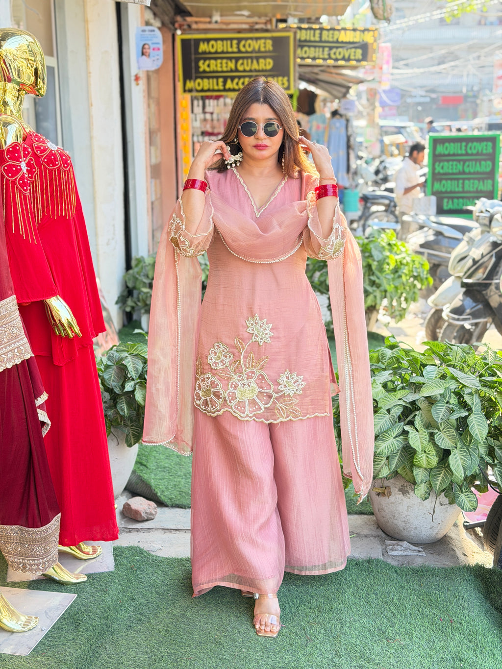 " PARI " - Three piece set with pure handwork and sharara