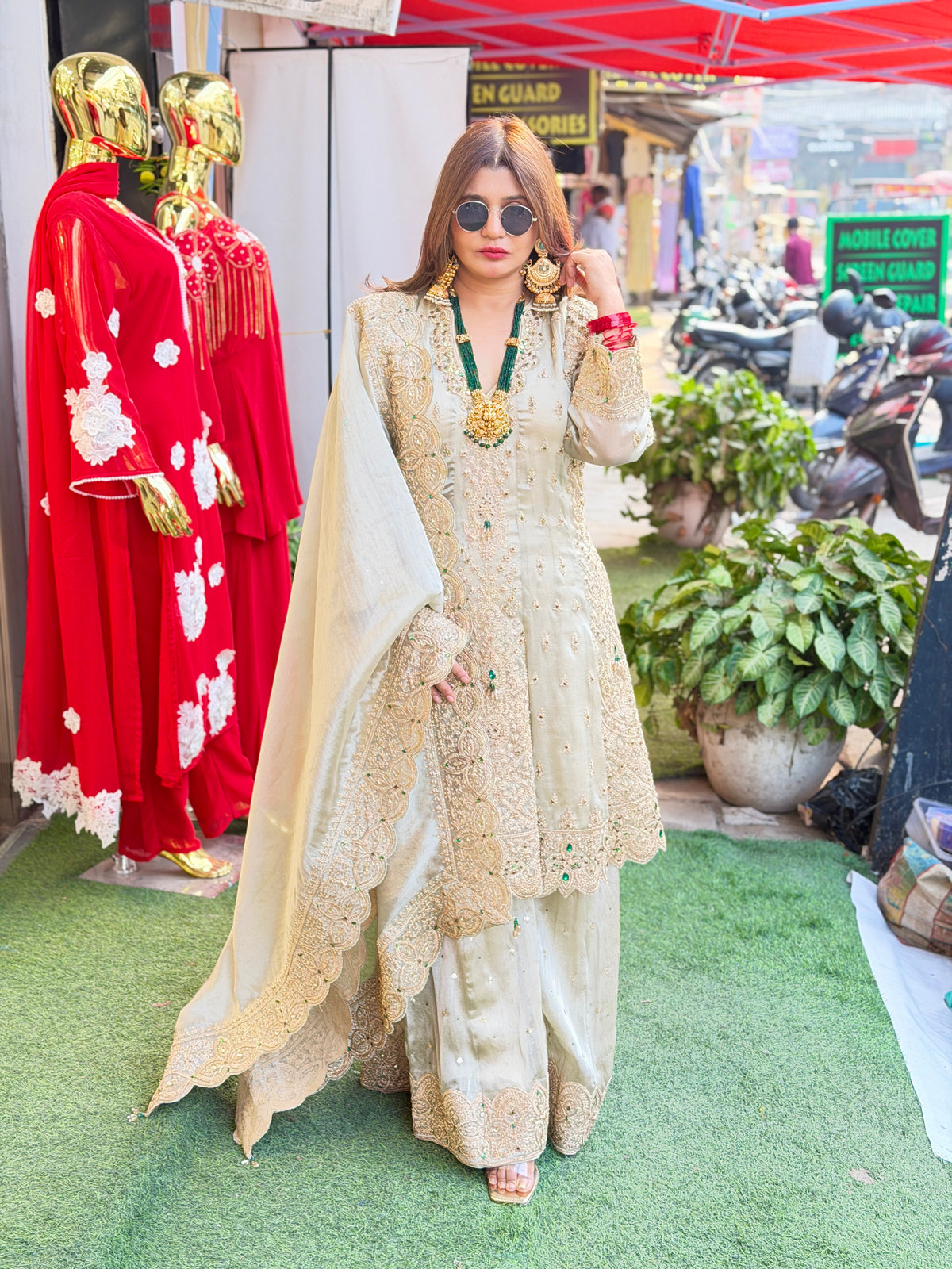 "Begum" - Urban closet luxe three piece set