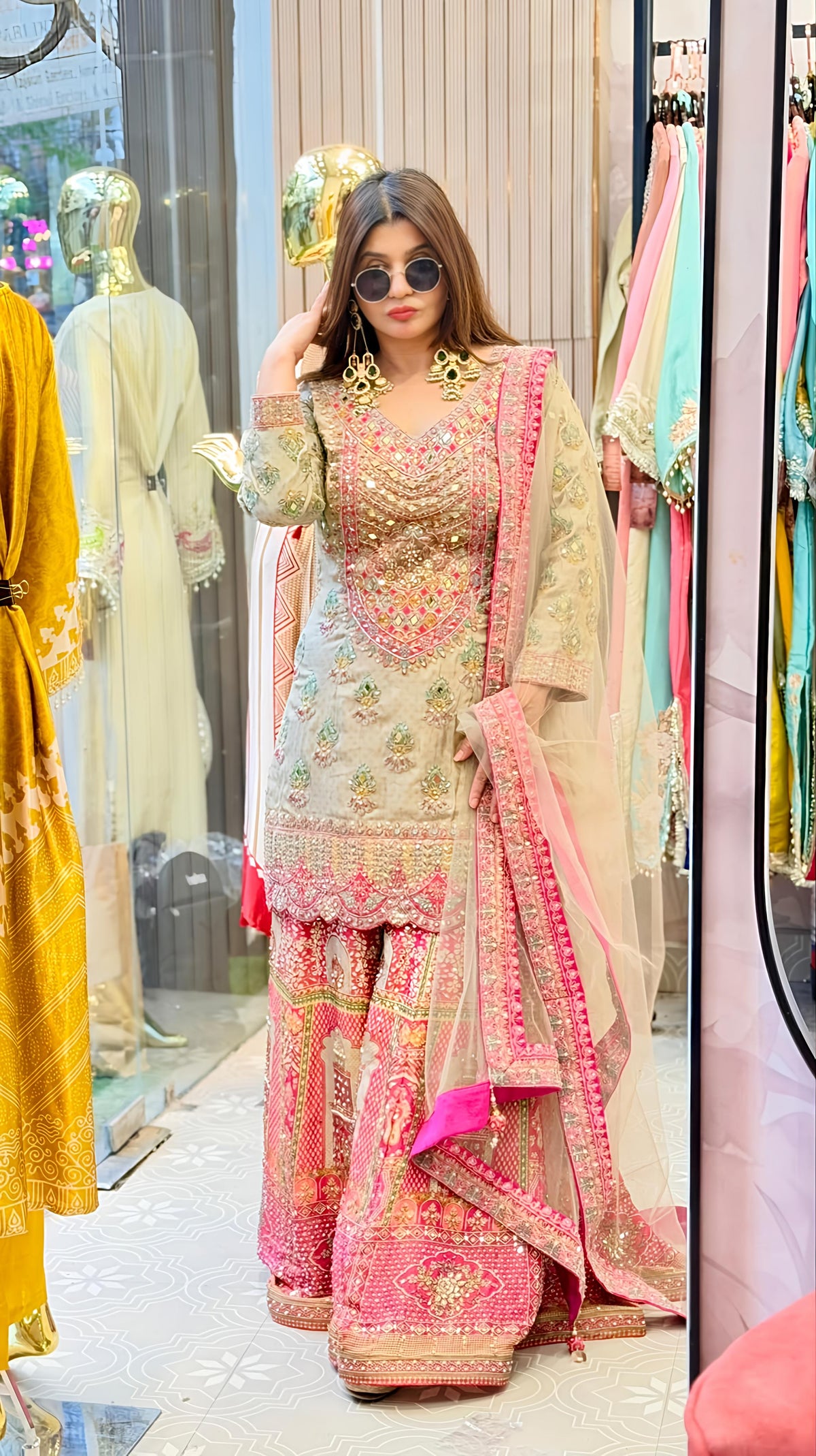 "Hoor" - Urban closet luxe three piece set