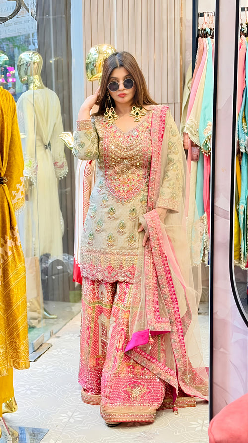 "Hoor" - Urban closet luxe three piece set