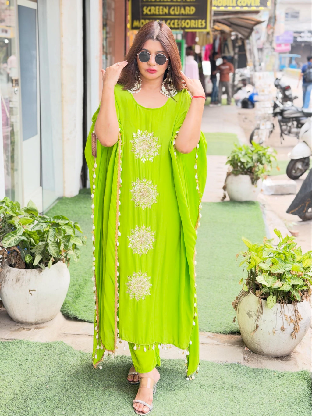 Article 1637 – Pure Crepe Kaftan with Elegant Handwork & Tassel Detailing | Sizes 40–46